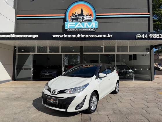 TOYOTA YARIS 1.3 16V FLEX XL PLUS TECH MULTIDRIVE TOYOTA YARIS 1.3 16V FLEX XL PLUS TECH MULTIDRIVE